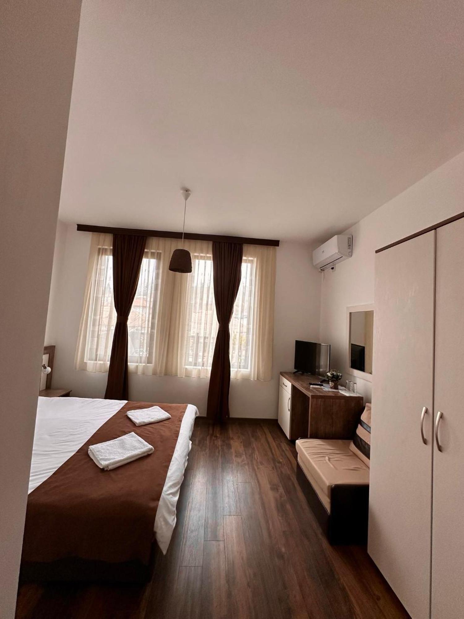 Бялата Къща Hotel Chakalarovo Luaran gambar