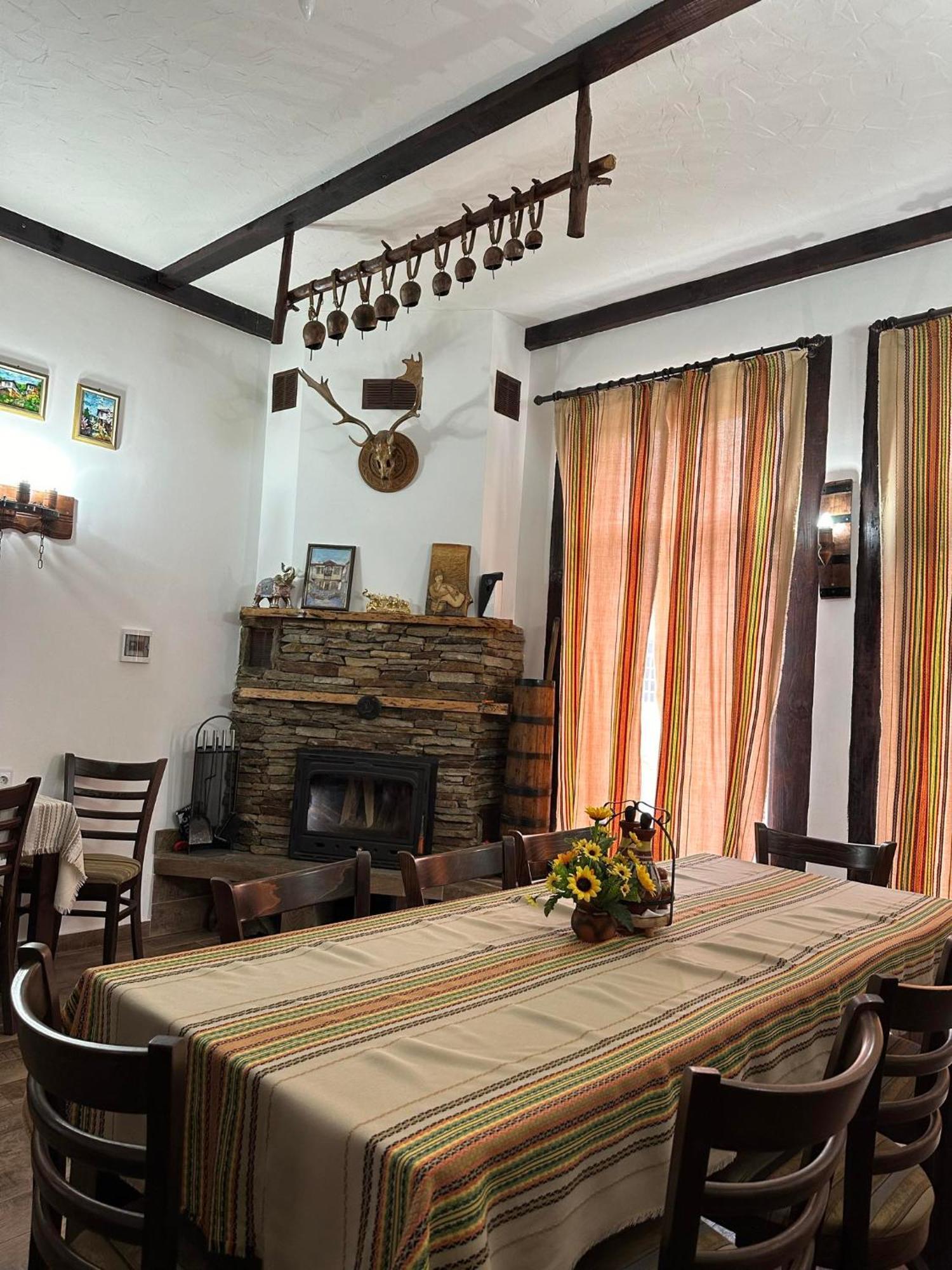 Бялата Къща Hotel Chakalarovo Luaran gambar