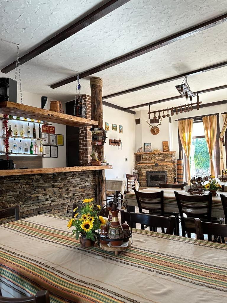 Бялата Къща Hotel Chakalarovo Luaran gambar